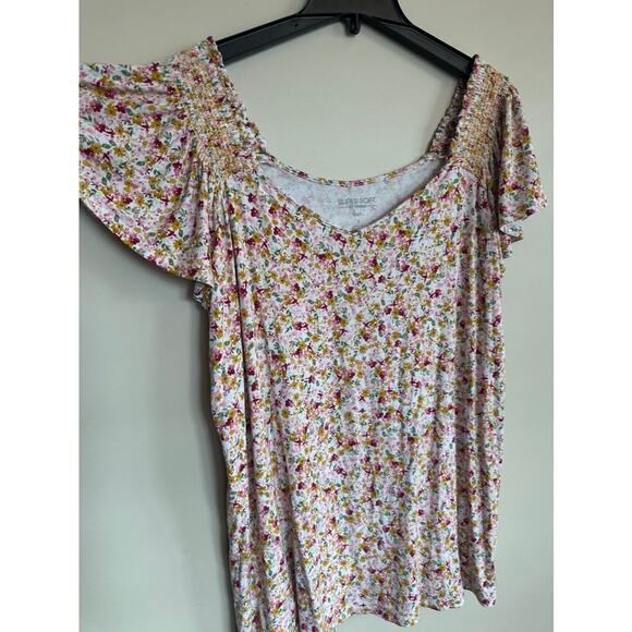Torrid Super Soft Floral Flutter Sleeve Top Size 3 - Picture 2 of 7
